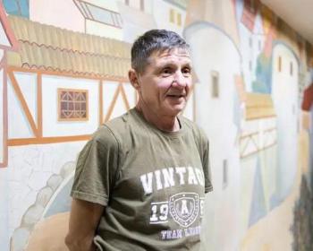 «Мальчик, который пел в лифте»: соседи, отец и педагог — каким рос будущий кумир